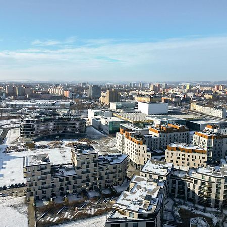 Bnb New Beautiful Apartment In The Center Of Ostrava With Option Garage Parking Exteriör bild