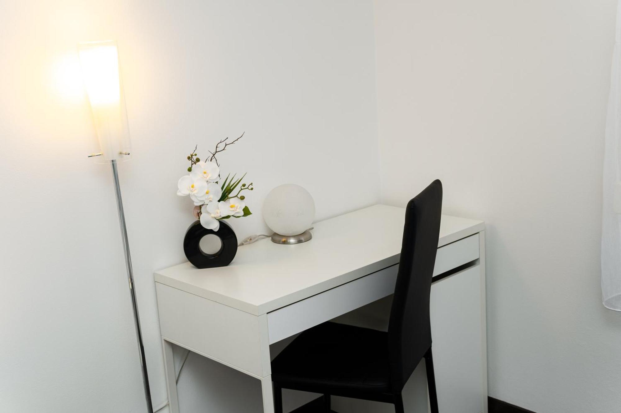 Bnb New Beautiful Apartment In The Center Of Ostrava With Option Garage Parking Exteriör bild