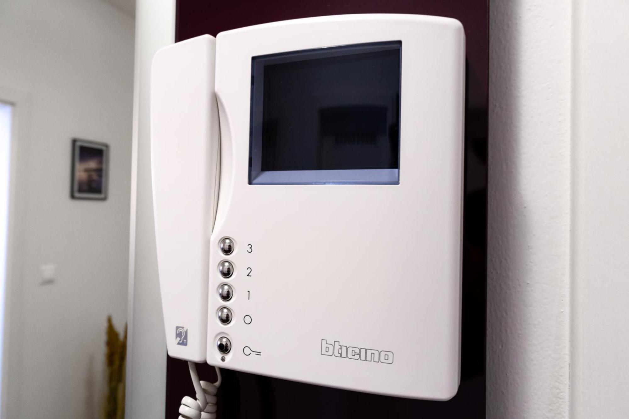 Bnb New Beautiful Apartment In The Center Of Ostrava With Option Garage Parking Exteriör bild