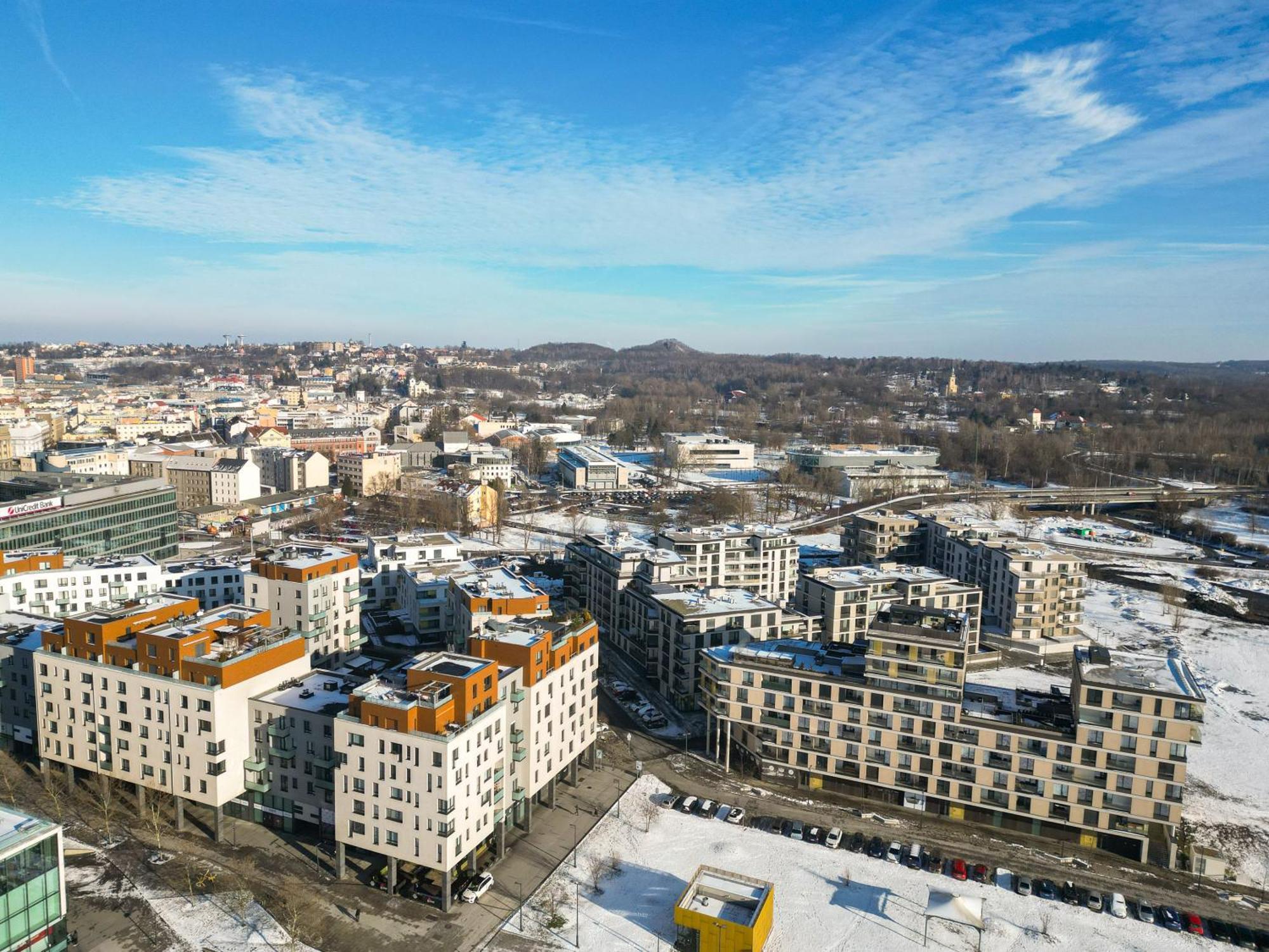 Bnb New Beautiful Apartment In The Center Of Ostrava With Option Garage Parking Exteriör bild