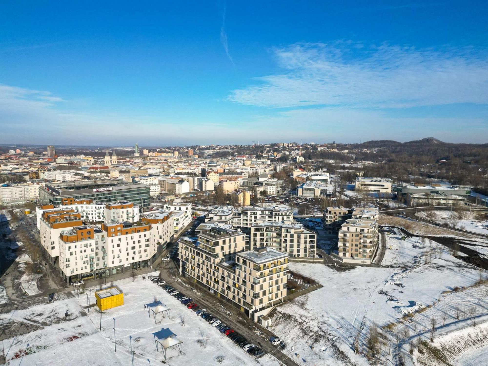 Bnb New Beautiful Apartment In The Center Of Ostrava With Option Garage Parking Exteriör bild